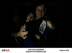 HAYATIN İÇİNDEN KADIN FOTOĞRAFLARI